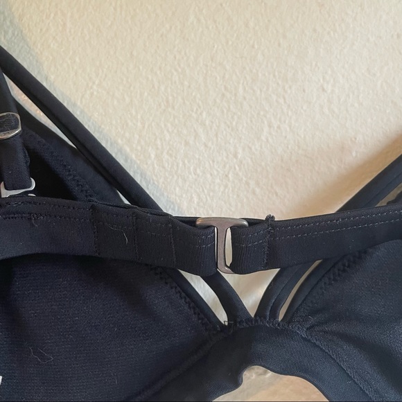 SWIM BUNDLE - 3 bikini bottoms and 1 top - Hollister and Aerie - All Size Small - Picture 11 of 16